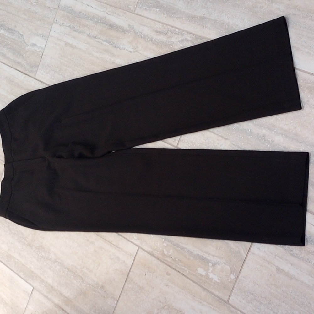 Ann Taylor stretch trouser size 6 Brown
